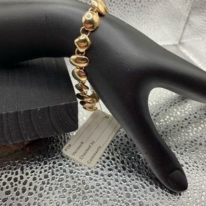 Gold Chain Bracelet with Twisted Design
